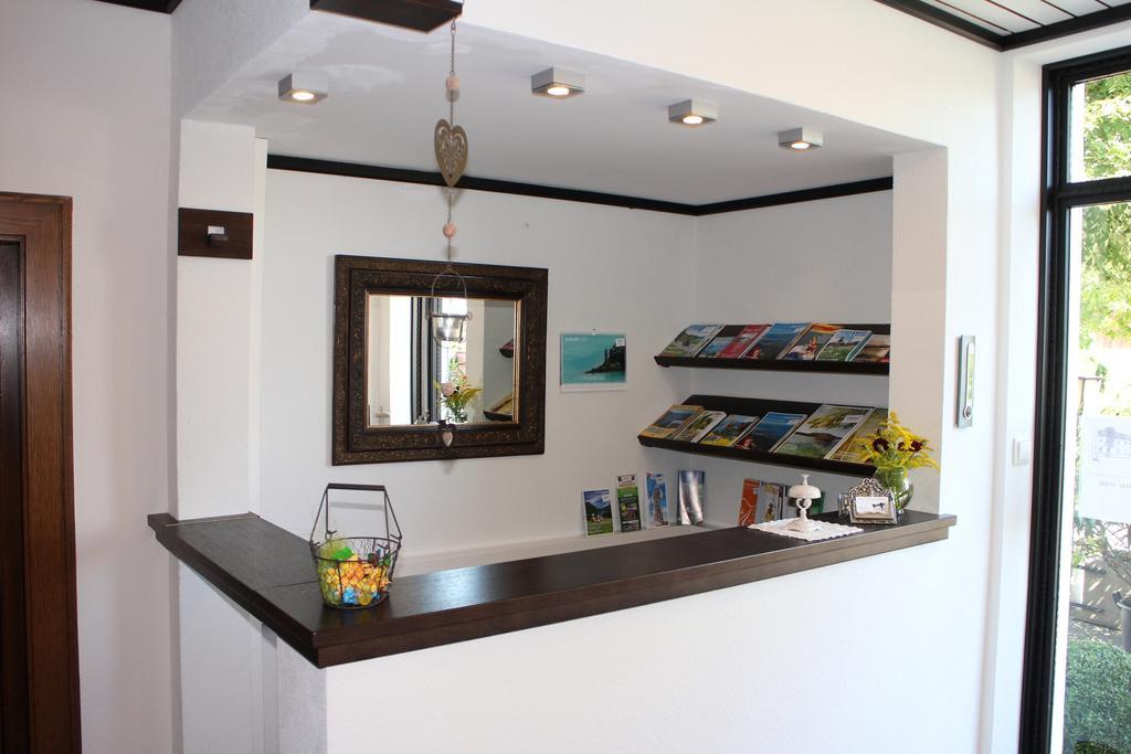 Hofer Guest House Филах Екстериор снимка