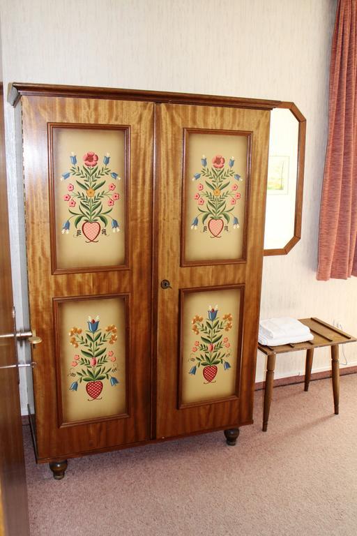 Hofer Guest House Филах Стая снимка